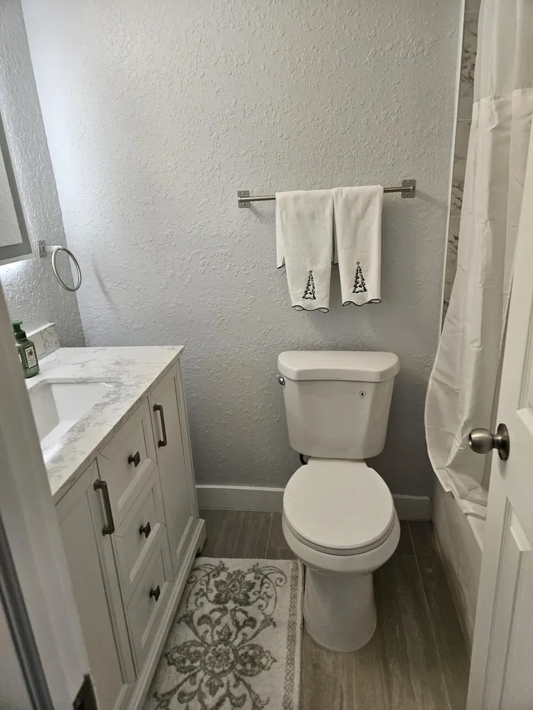 2010 NE 33rd Street Lighthouse Point FL 33064