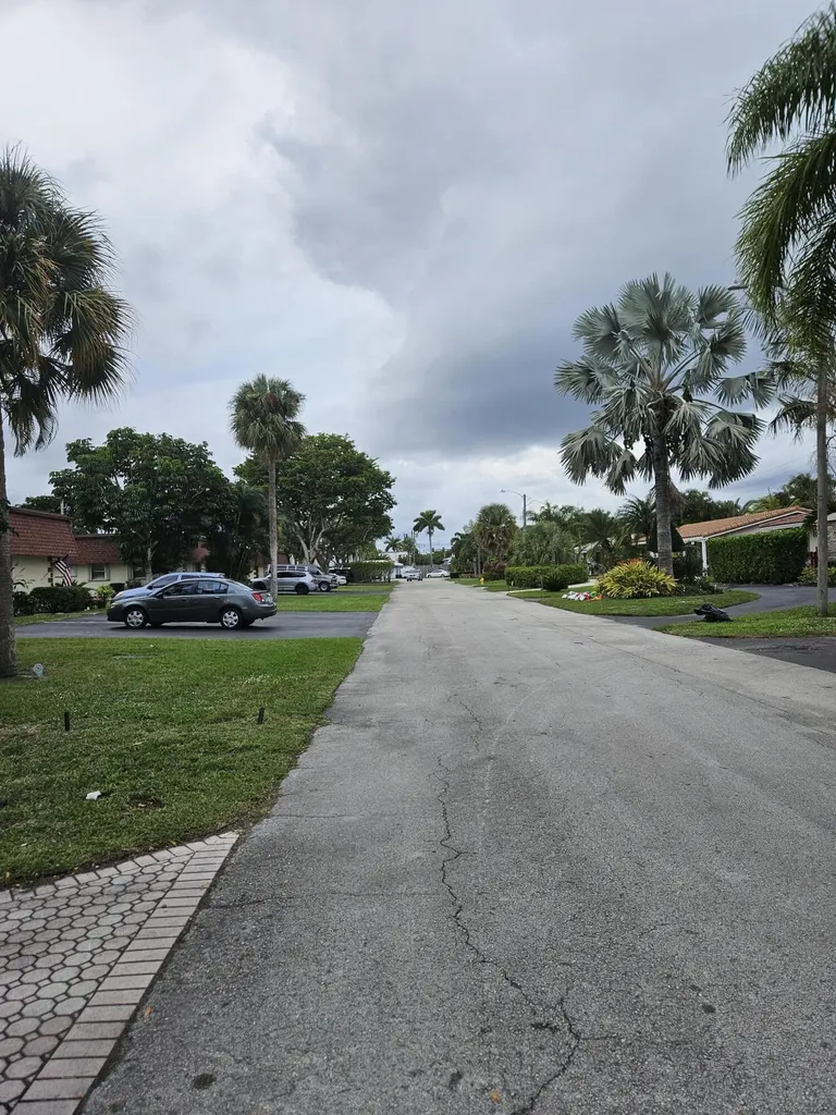 2010 NE 33rd Street Lighthouse Point FL 33064