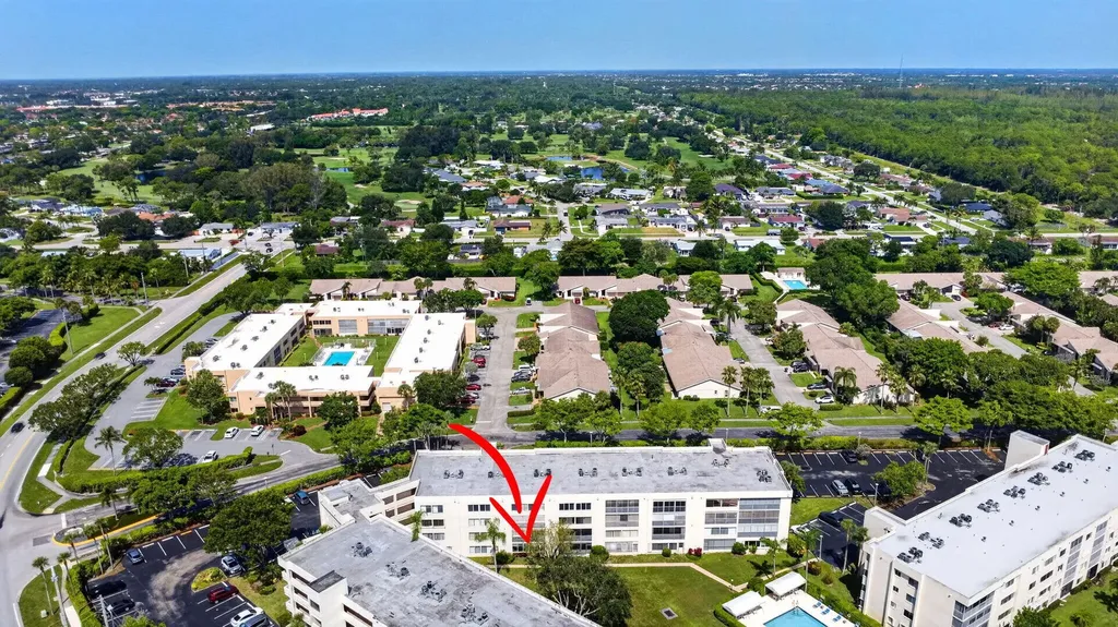 3186 Via Poinciana Lake Worth FL 33467