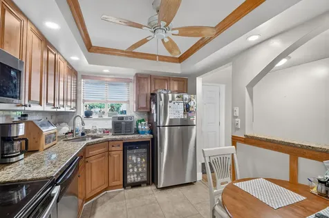 3186 Via Poinciana Lake Worth FL 33467