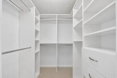 3186 Via Poinciana Lake Worth FL 33467