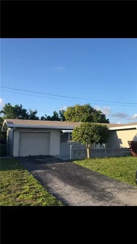 8851 NW 15th Court Pembroke Pines FL 33024