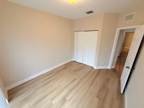 905 N Santa Catalina Circle North Lauderdale FL 33068
