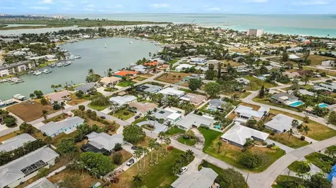 608 Malabar Avenue Fort Pierce FL 34949