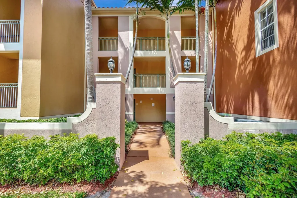 11760 Saint Andrews Place Wellington FL 33414