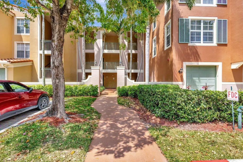 11760 Saint Andrews Place Wellington FL 33414
