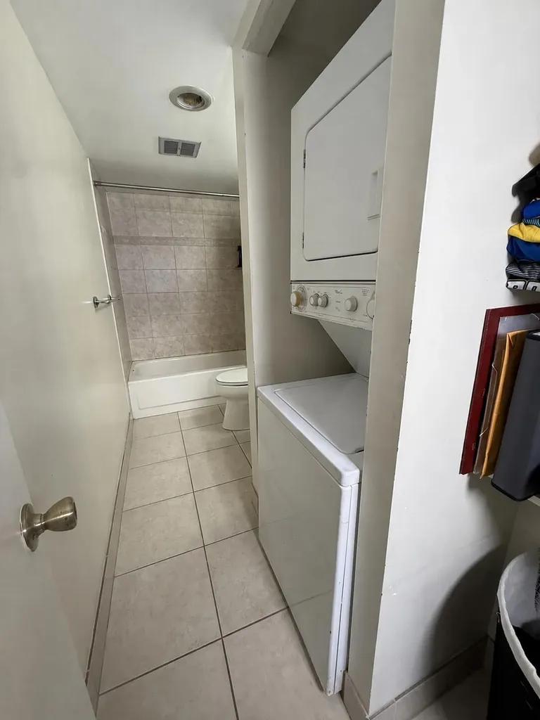 4168 Inverrary Drive Lauderhill FL 33319