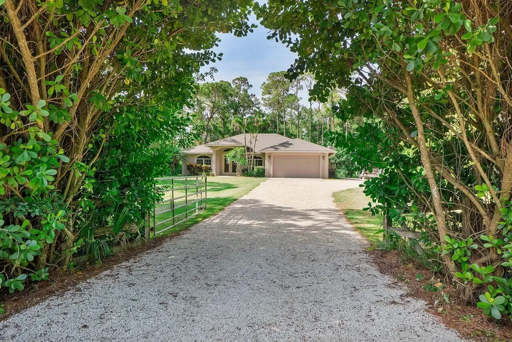 9608 Mockingbird Trail Jupiter FL 33478
