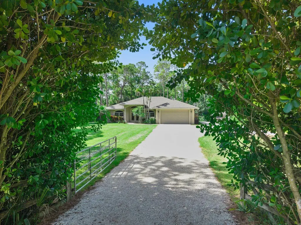 9608 Mockingbird Trail Jupiter FL 33478