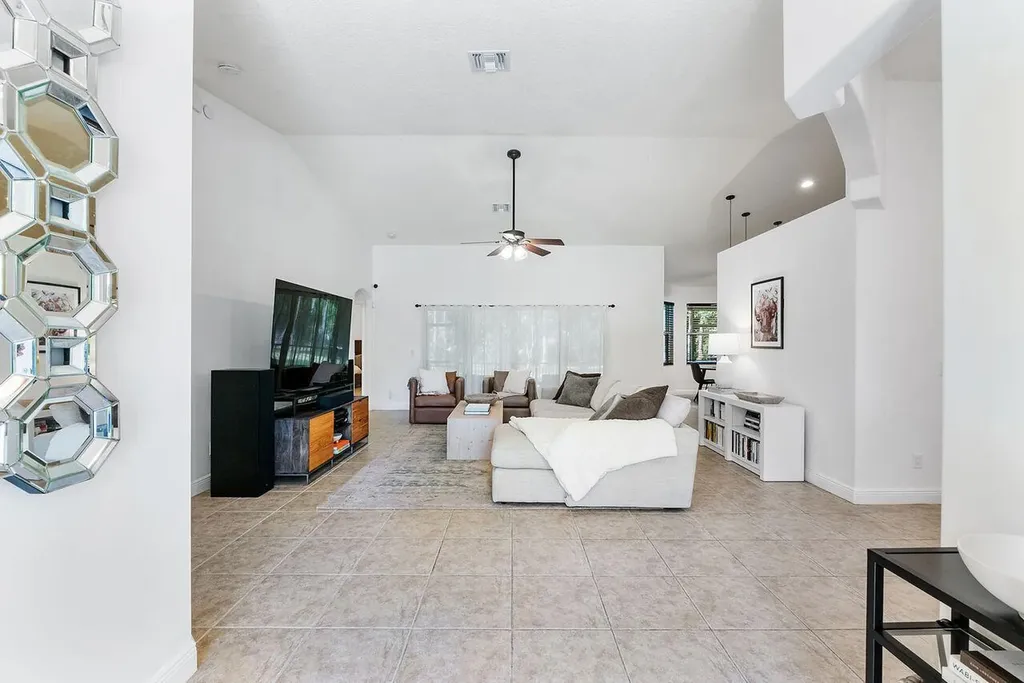 9608 Mockingbird Trail Jupiter FL 33478