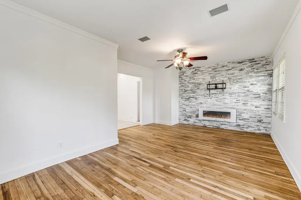 1432 NE 2nd Avenue Fort Lauderdale FL 33304