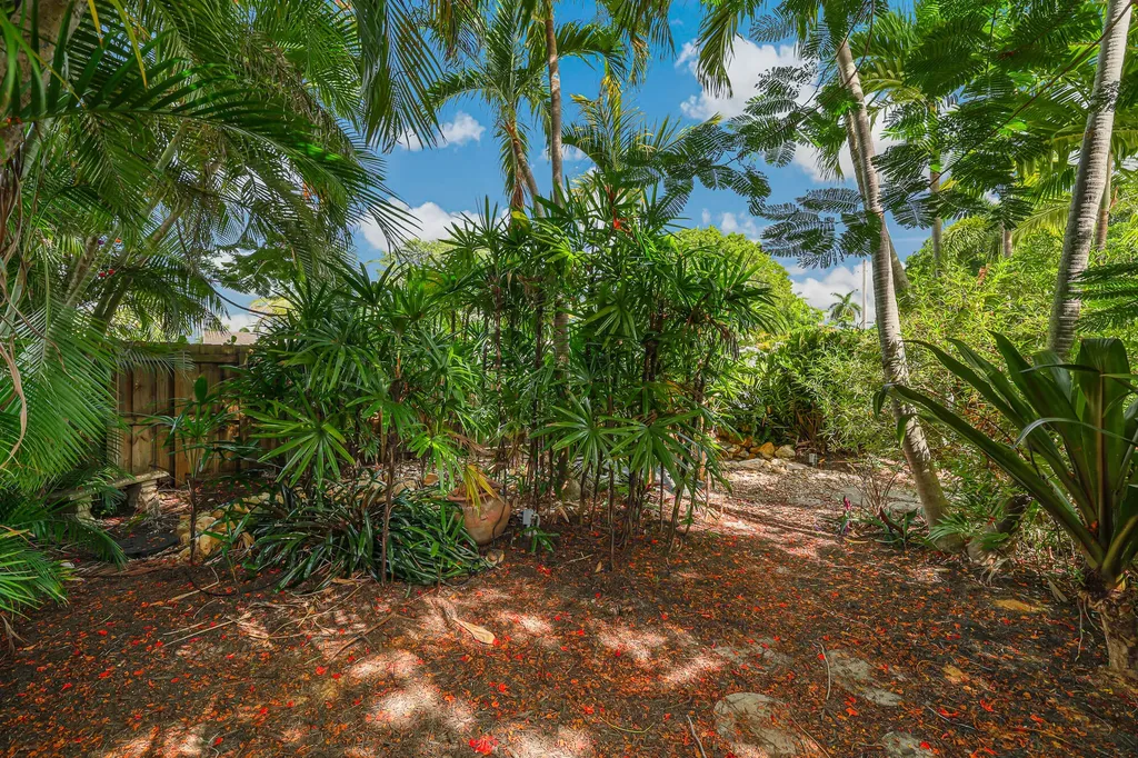 1432 NE 2nd Avenue Fort Lauderdale FL 33304
