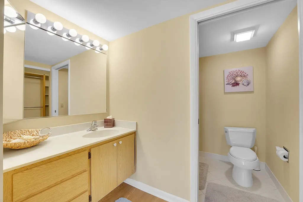 2001 Marina Isle Way Jupiter FL 33477