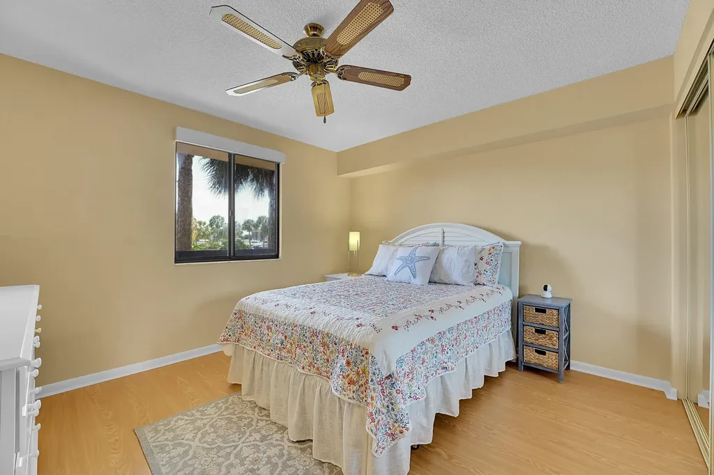 2001 Marina Isle Way Jupiter FL 33477