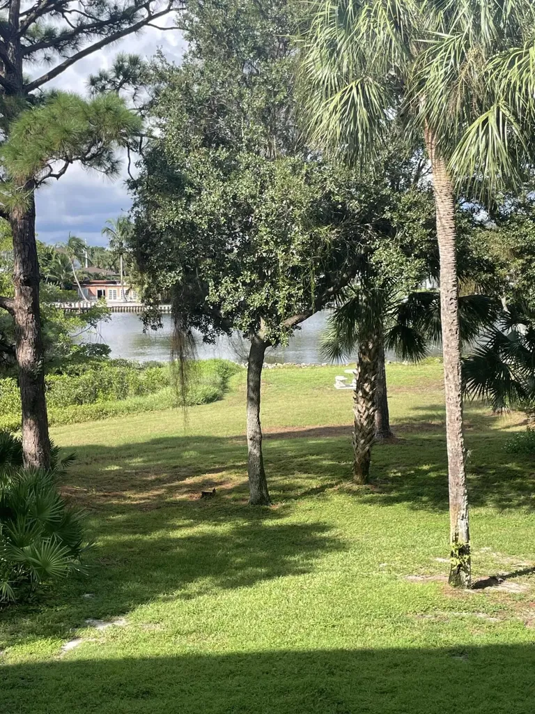 2001 Marina Isle Way Jupiter FL 33477