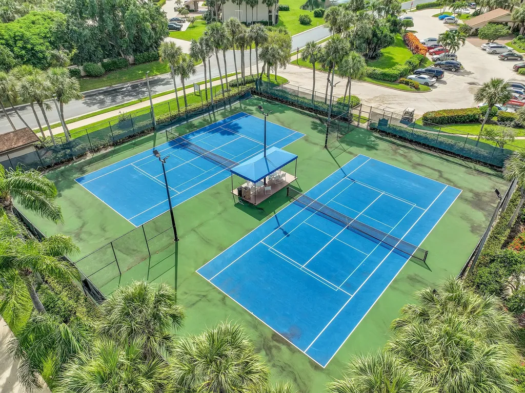 2001 Marina Isle Way Jupiter FL 33477
