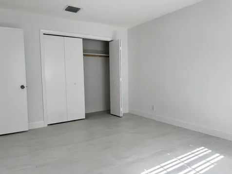 402 Lake Shore Drive Lake Park FL 33403