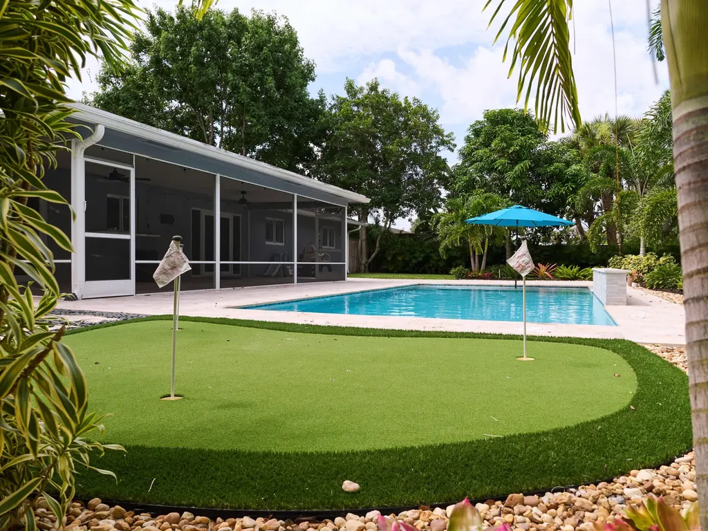 304 Circle W Jupiter FL 33458