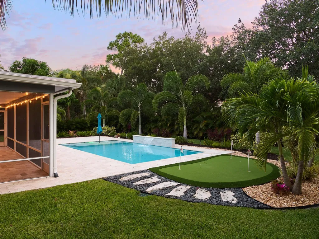 304 Circle W Jupiter FL 33458