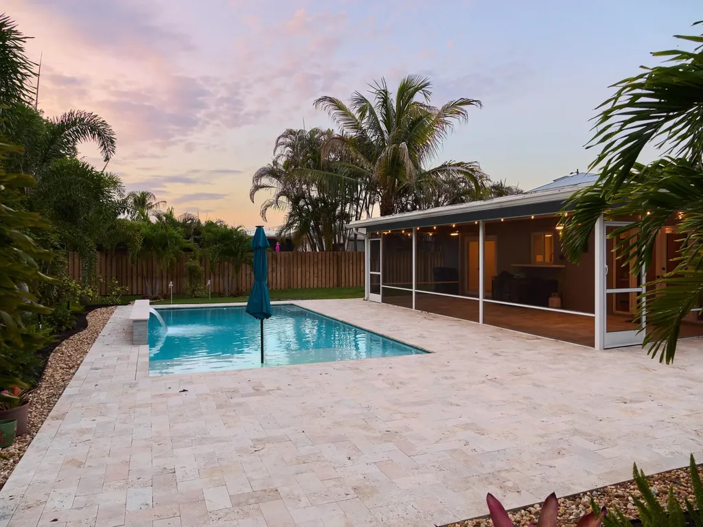 304 Circle W Jupiter FL 33458
