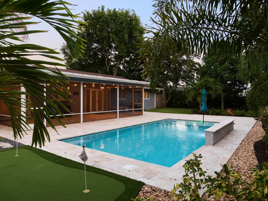 304 Circle W Jupiter FL 33458
