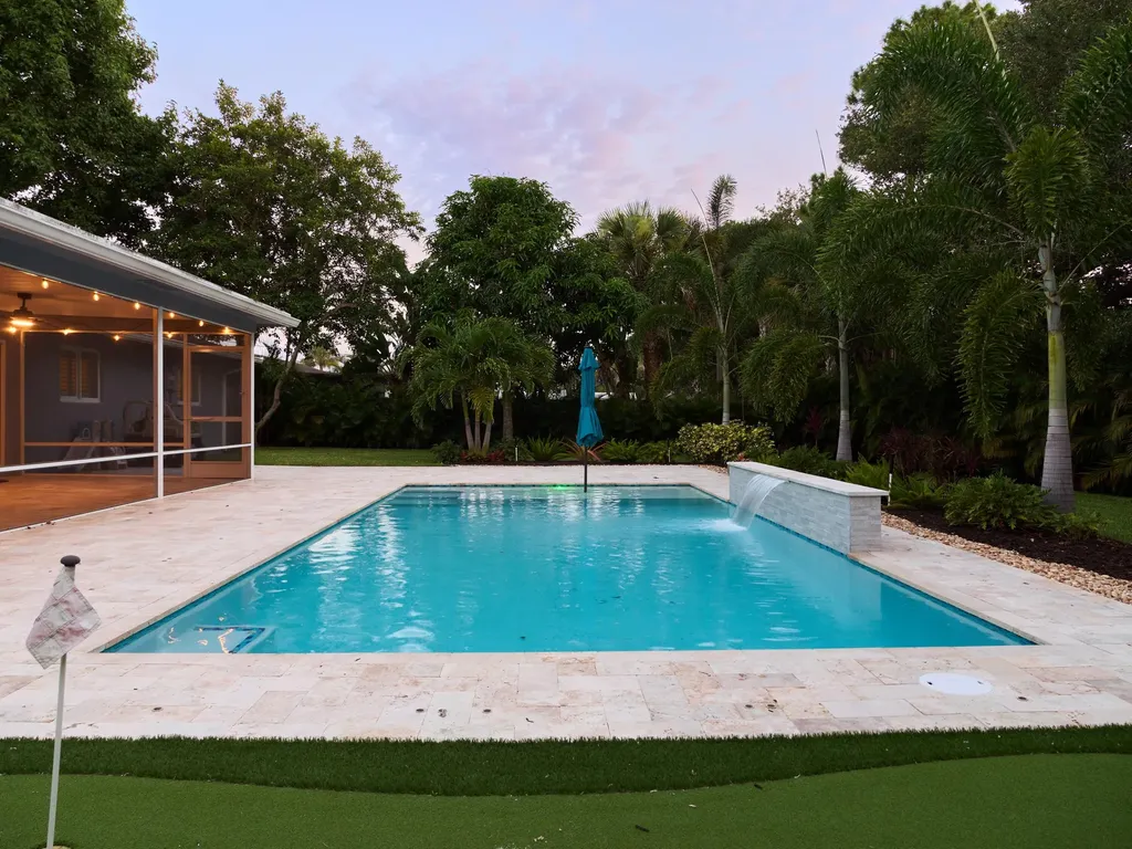 304 Circle W Jupiter FL 33458