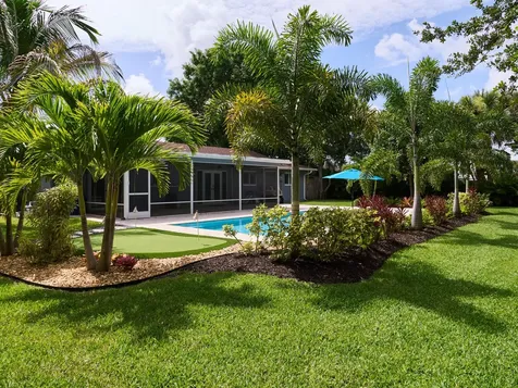 304 Circle W Jupiter FL 33458