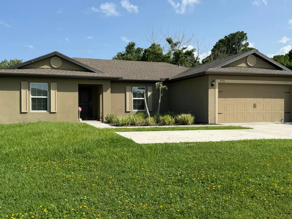 2916 SE Melaleuca Boulevard Port St Lucie FL 34952