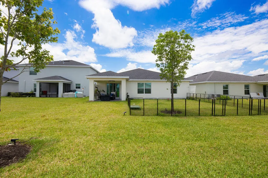 6339 NW Windwood Way Port St Lucie FL 34987