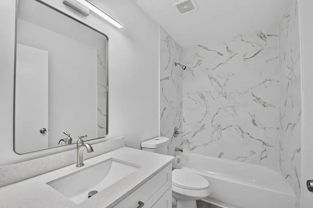 3221 Foxridge Court Palm Springs FL 33461