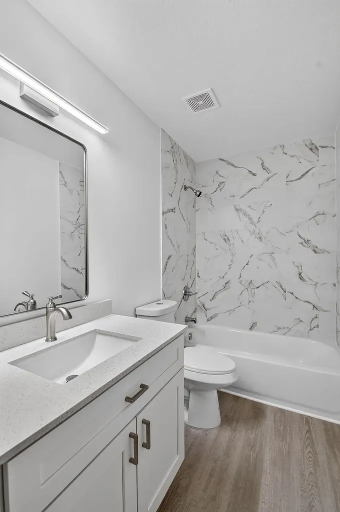 3221 Foxridge Court Palm Springs FL 33461