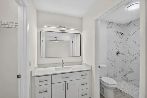 3221 Foxridge Court Palm Springs FL 33461