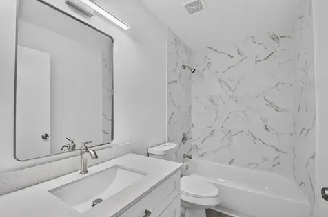 3221 Foxridge Court Palm Springs FL 33461