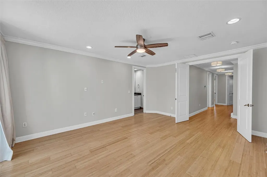 1617 NE 2nd Court Fort Lauderdale FL 33301