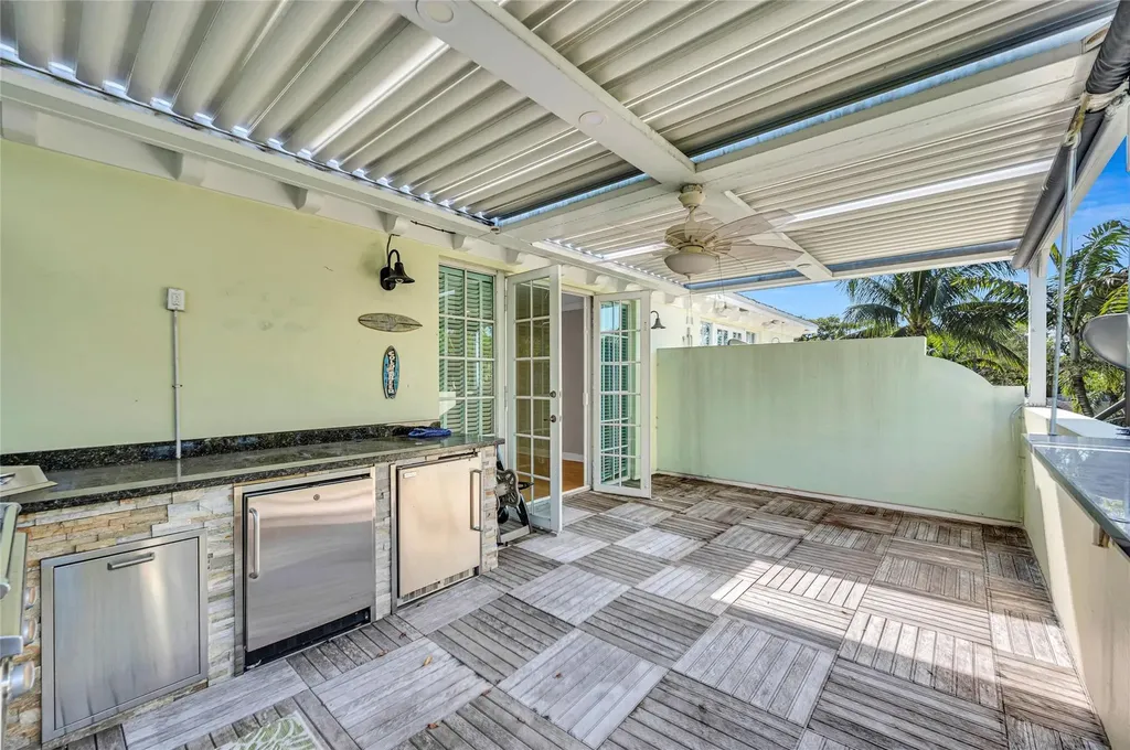 1617 NE 2nd Court Fort Lauderdale FL 33301