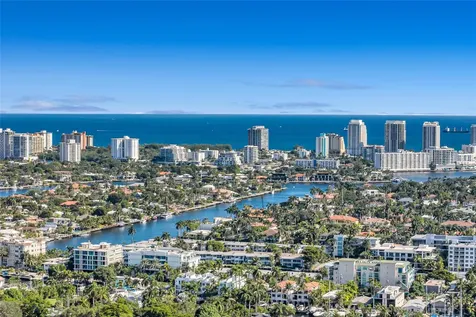 1617 NE 2nd Court Fort Lauderdale FL 33301