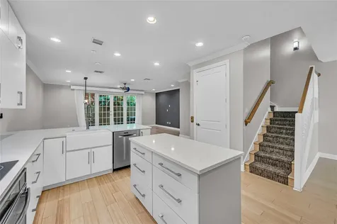 1617 NE 2nd Court Fort Lauderdale FL 33301