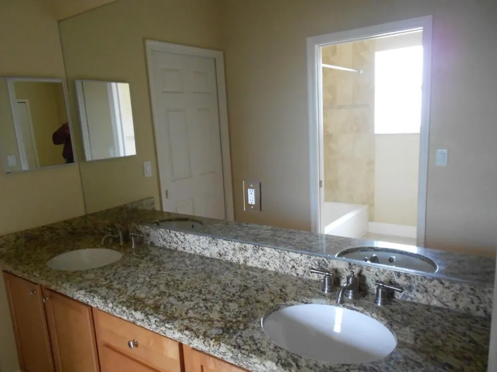 1221 SE Navajo Lane Port St Lucie FL 34983