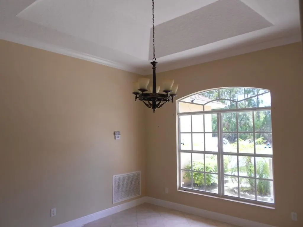 1221 SE Navajo Lane Port St Lucie FL 34983