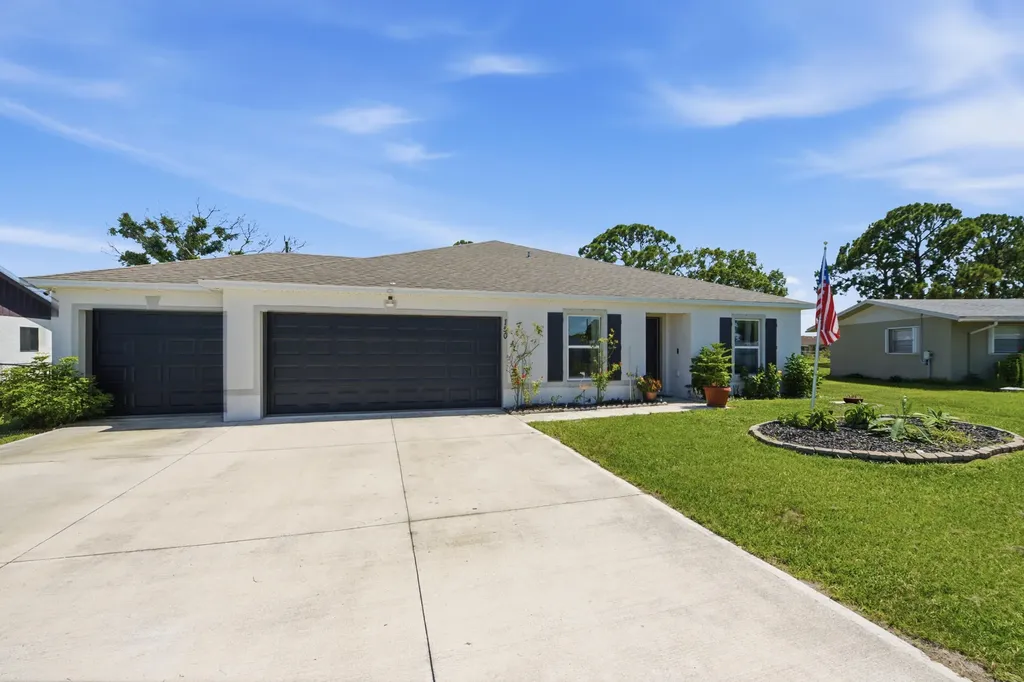 150 SW Lancaster Avenue Port St Lucie FL 34984