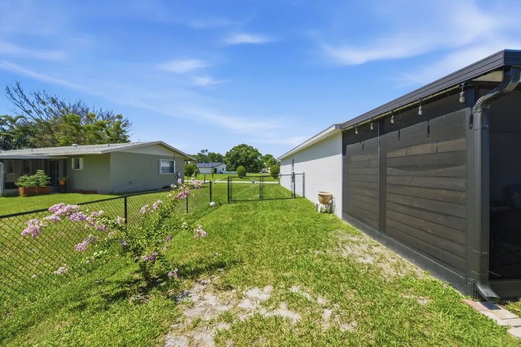 150 SW Lancaster Avenue Port St Lucie FL 34984