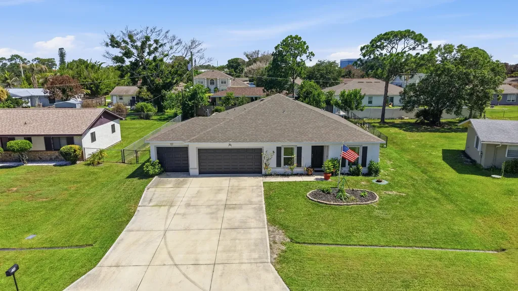150 SW Lancaster Avenue Port St Lucie FL 34984