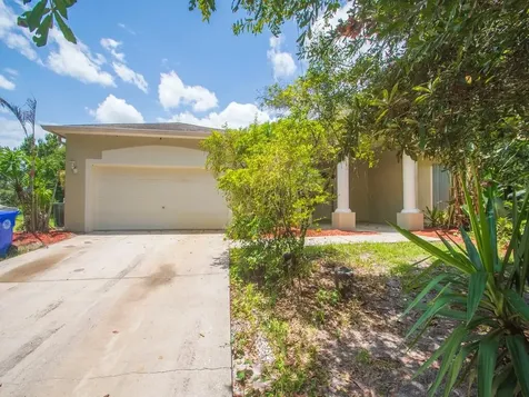 4655 52nd Avenue Vero Beach FL 32967