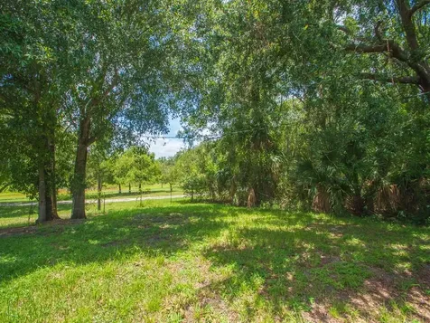 4655 52nd Avenue Vero Beach FL 32967