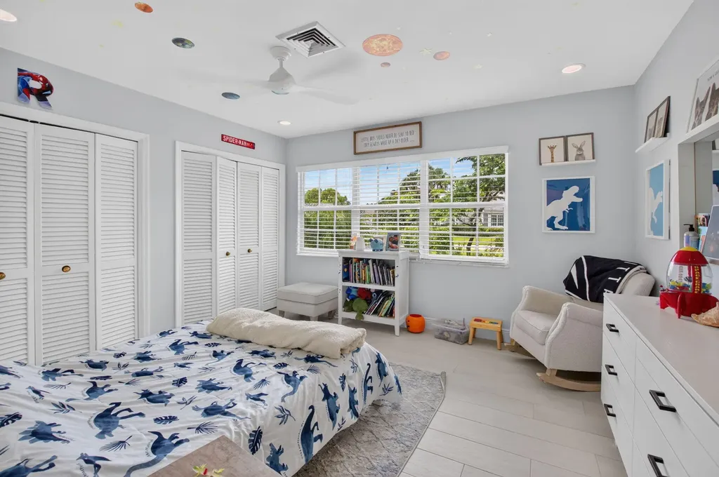15 Holly Villas Boynton Beach FL 33436