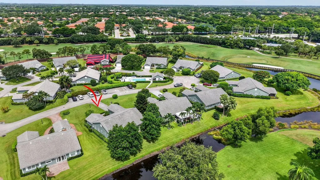 15 Holly Villas Boynton Beach FL 33436