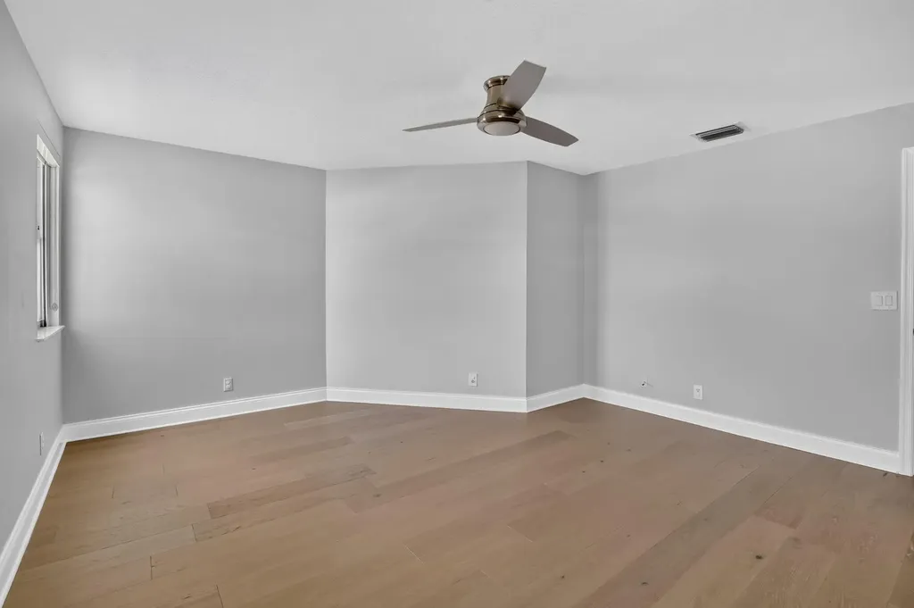 9444 NW 8th Circle Plantation FL 33324