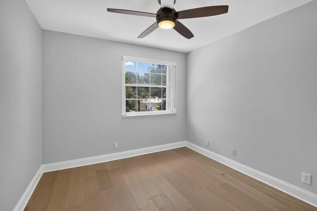 9444 NW 8th Circle Plantation FL 33324
