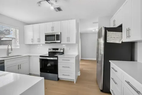 9444 NW 8th Circle Plantation FL 33324