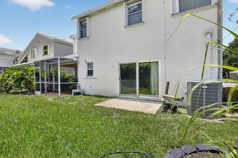 9444 NW 8th Circle Plantation FL 33324